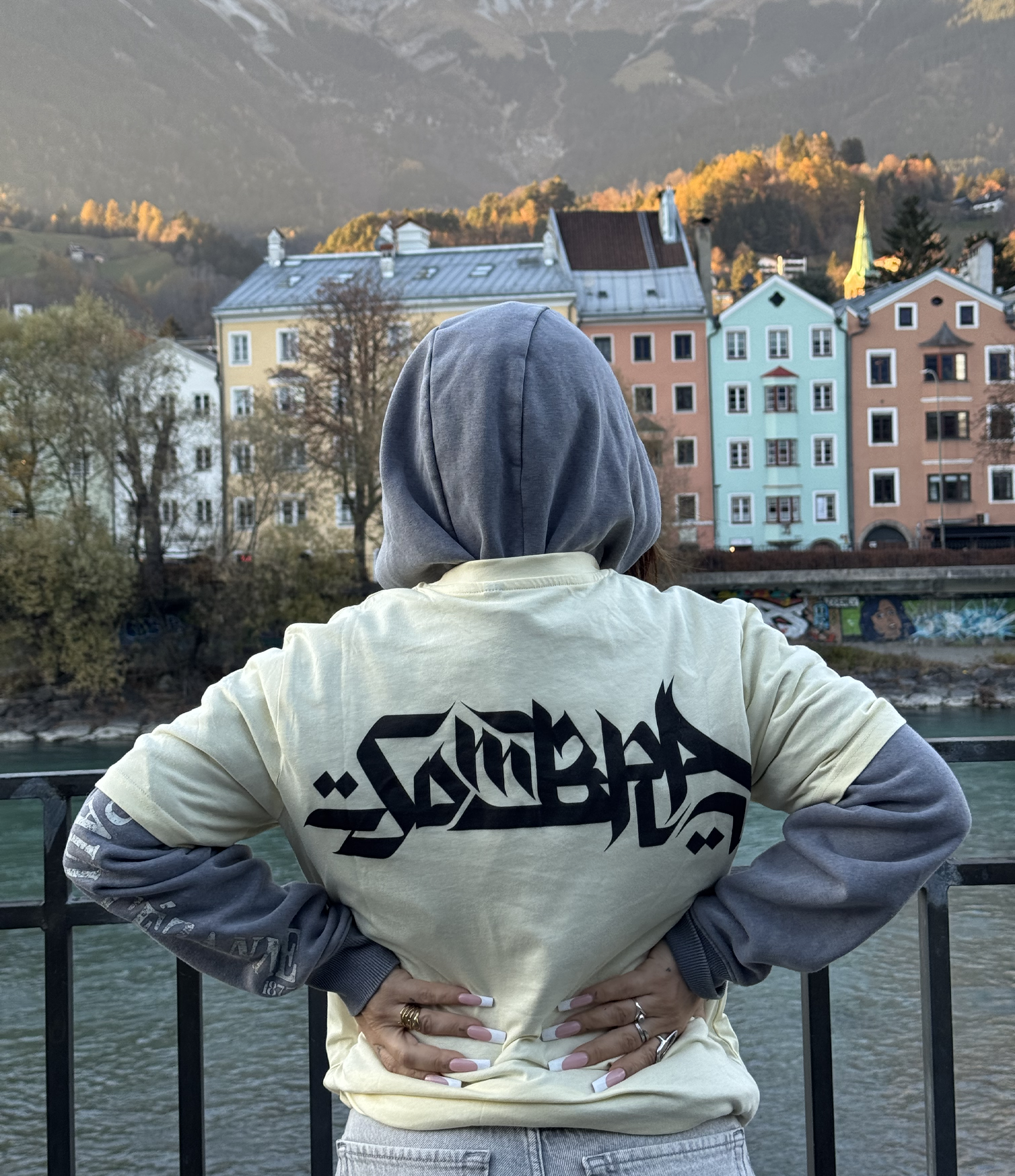 SOMBRA CREAM FOTO TEE