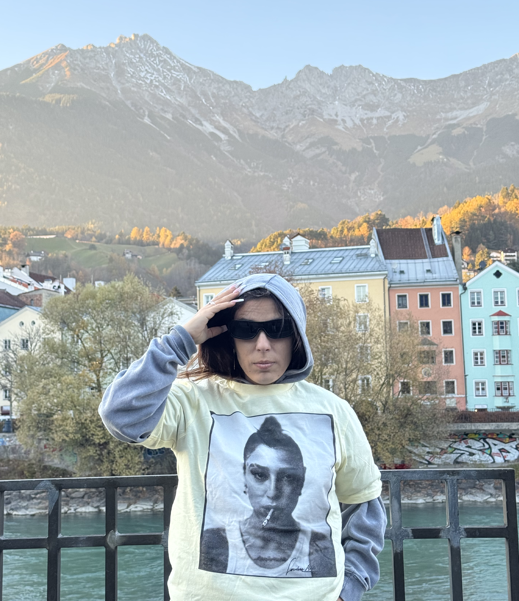 SOMBRA CREAM FOTO TEE